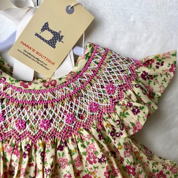 SOLD Vintage style, floral smocked bubble - Picture 2 of 2